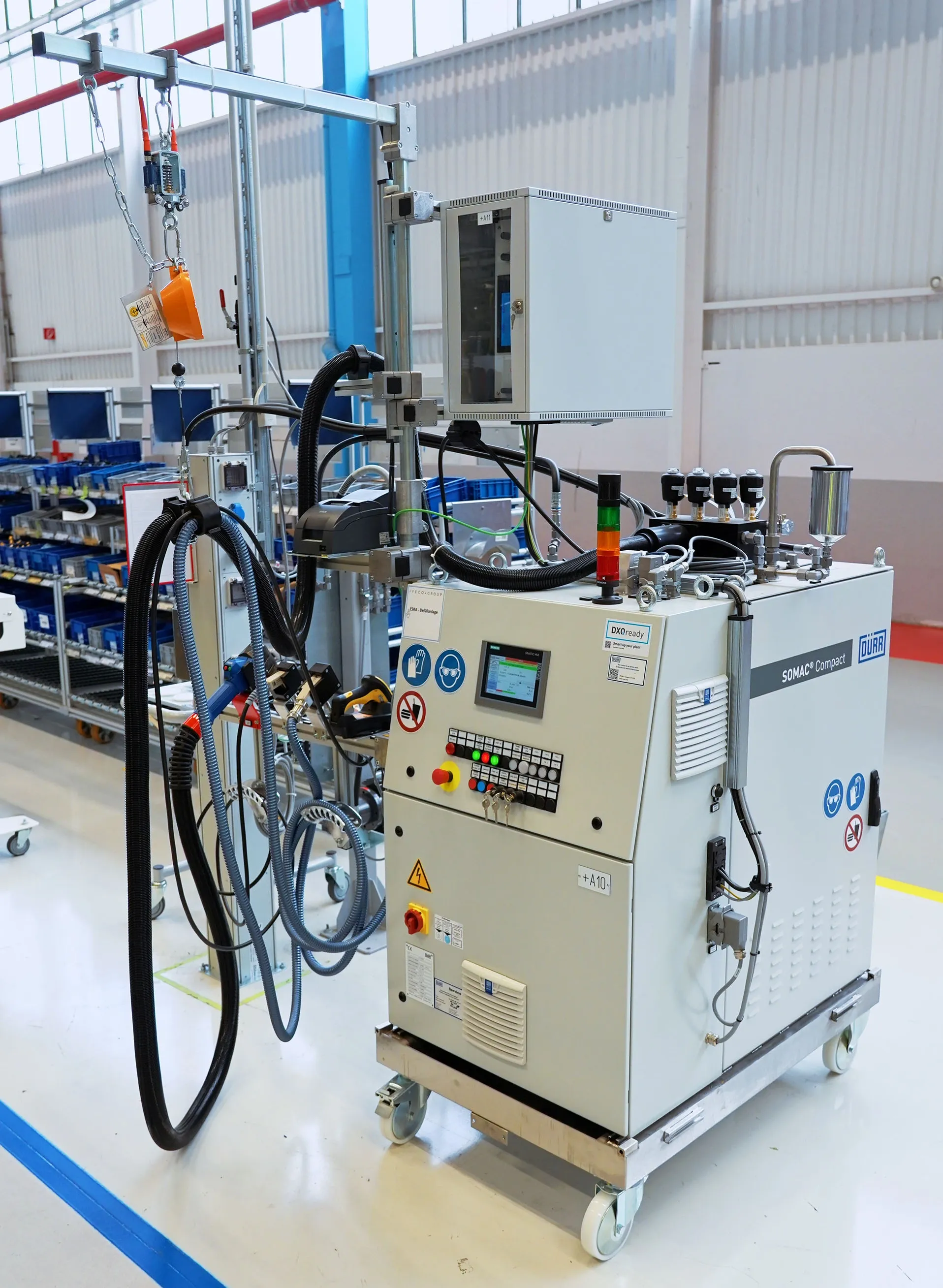 Compact filling station
