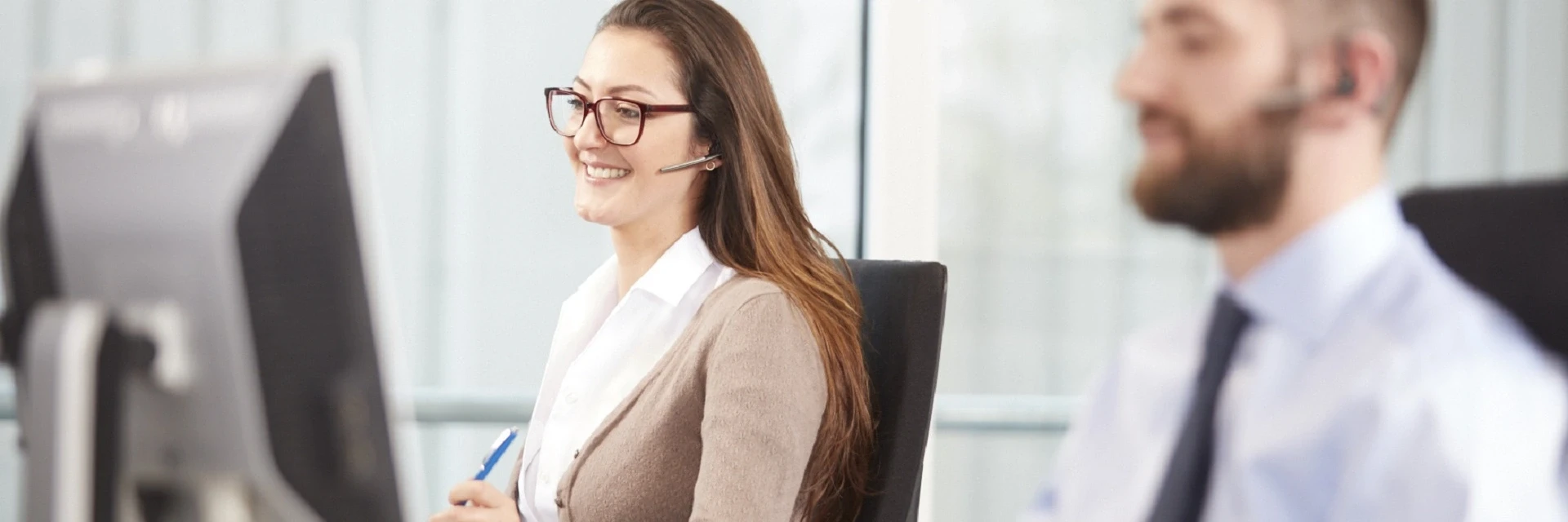 Hotline and Support for Customers 