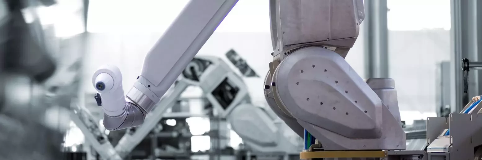 Lackierroboter EcoRP von Dürr für die Automobilindustrie.