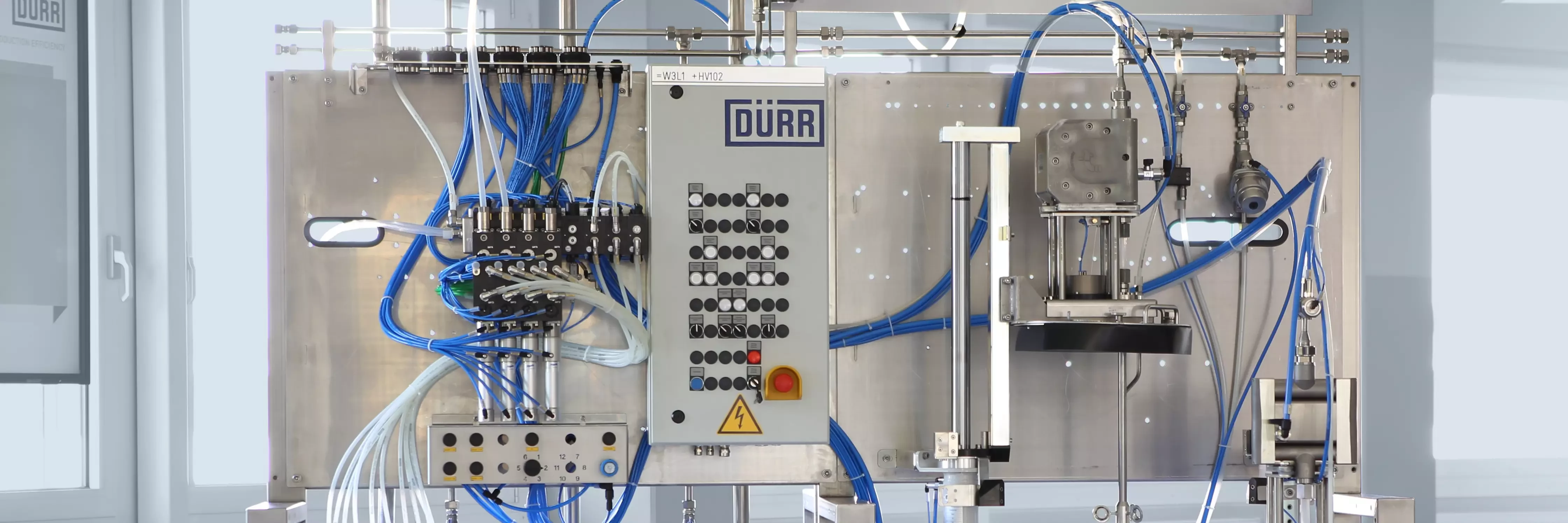 EcoSupply P: The piggable paint supply system’s low paint loss rate, low flushing agent consumption and rapid color changing will ensure efficient processes in the paint shops.