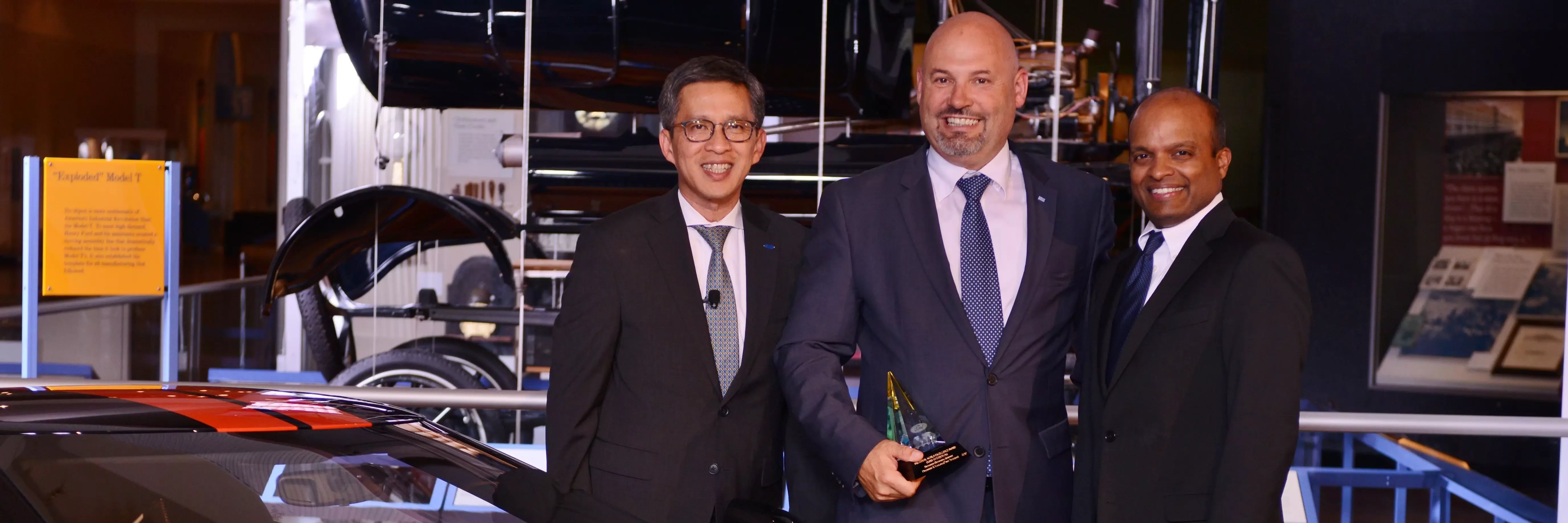 Dürr reveices Ford World Excellence Award 2017