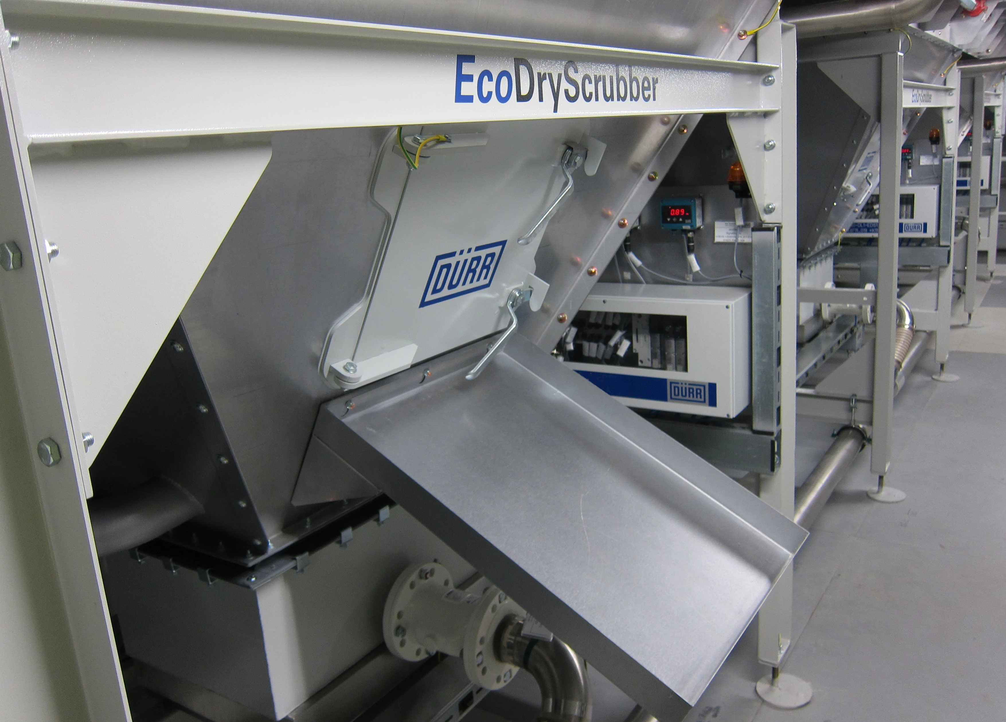 Overspray separation with EcoDryScrubber by Dürr
