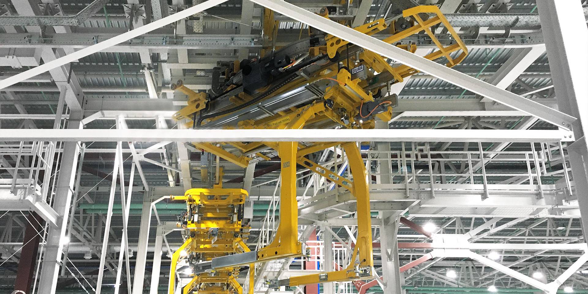 最終組立向けのオーバーヘッドコンベア Dürr