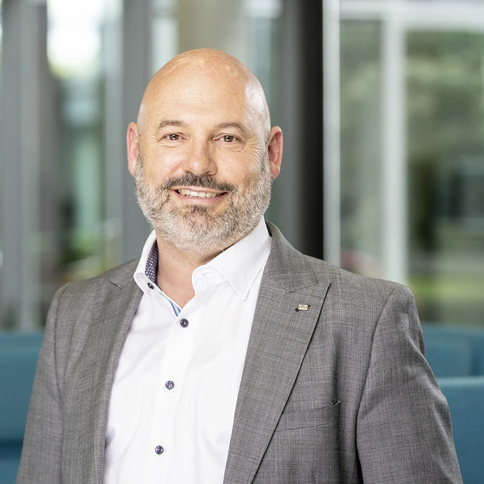 Bruno Welsch Bruno Welsch, CEO Division Paint and Final Assembly Systems