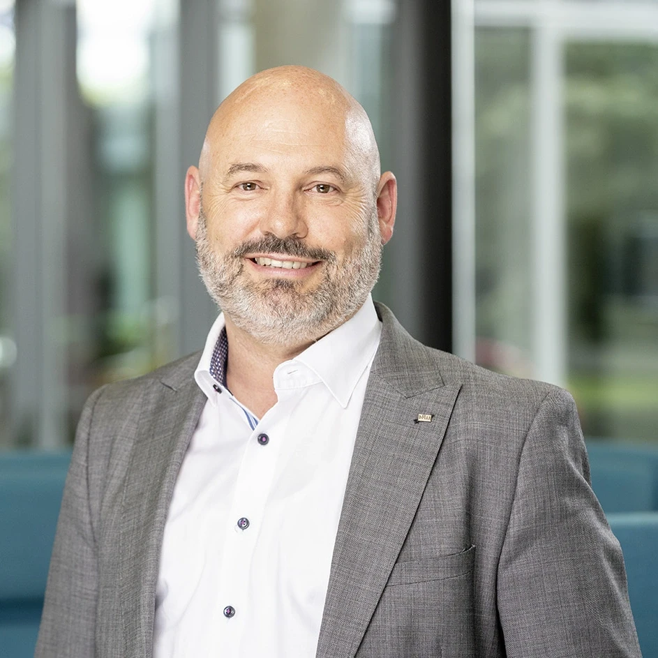 Bruno Welsch Bruno Welsch, CEO Division Paint and Final Assembly Systems