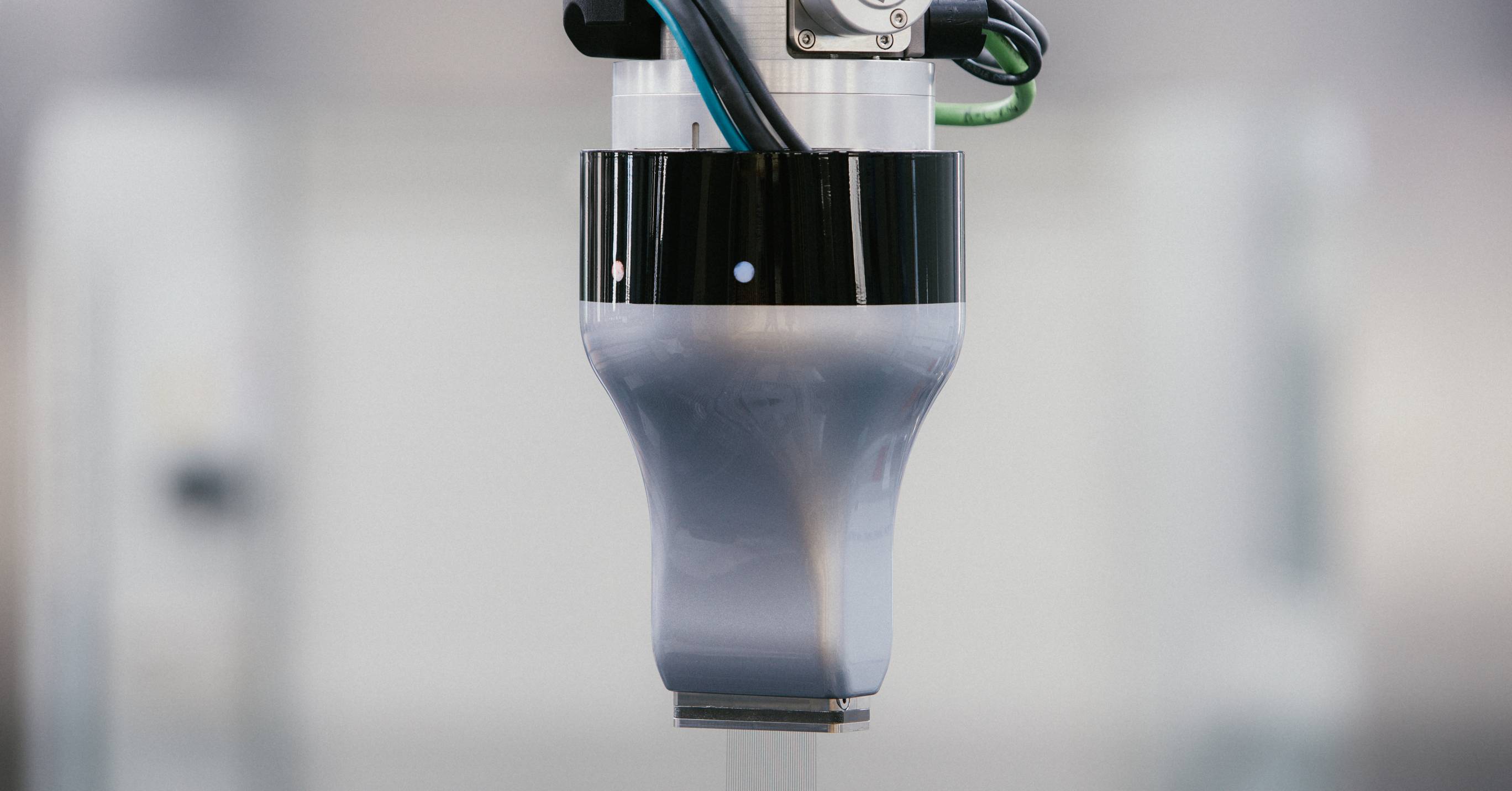 paint-application-with-high-edge-definition-d-rr